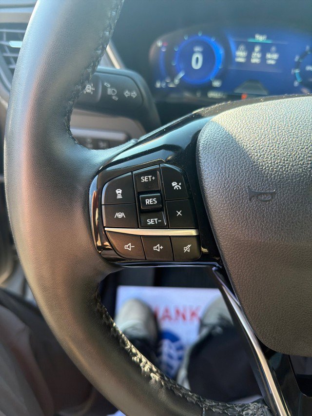 Used 2022 Ford Escape SEL w/ Technology Package image 10