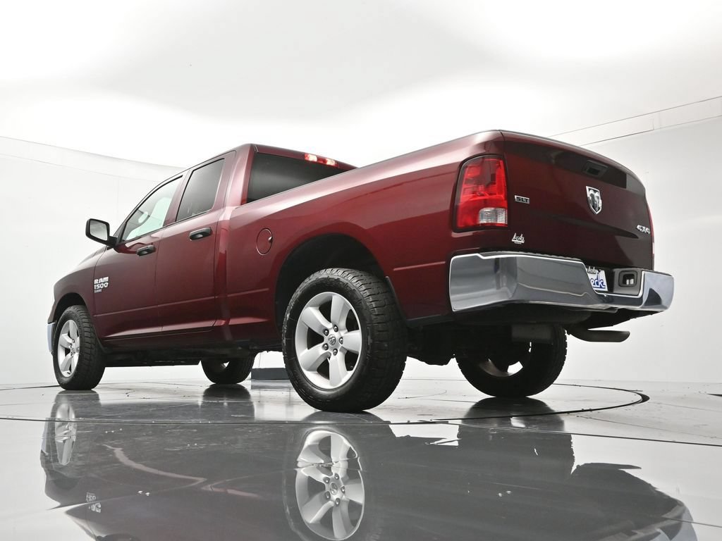 Used 2024 RAM 1500 Classic SLT AWD/4WD image 41