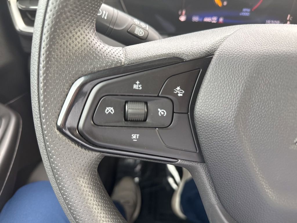 Used 2025 Chevrolet TrailBlazer LT w/ Driver Confidence Package image 17