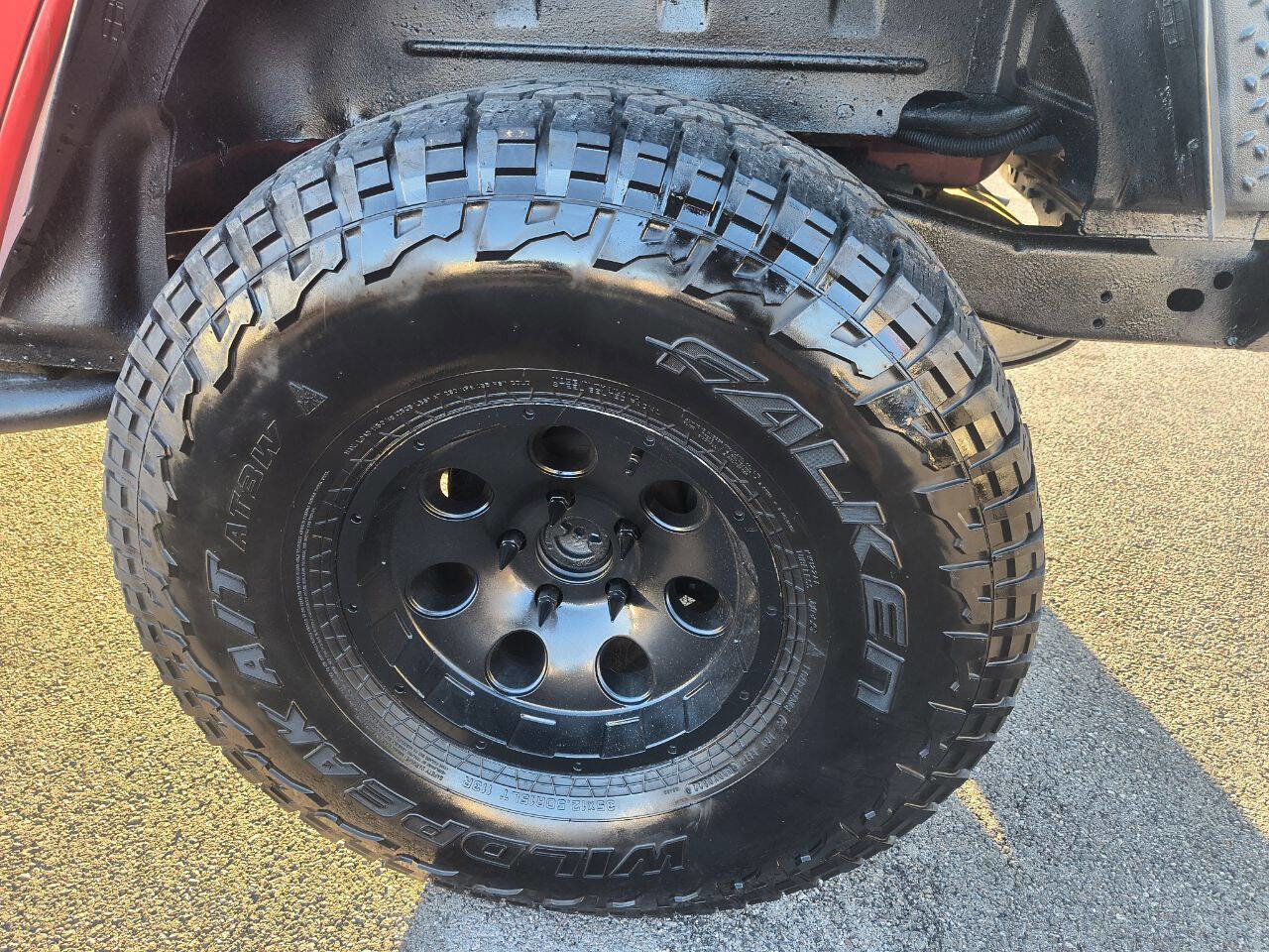 Used 2015 Jeep Wrangler Unlimited Sport image 9