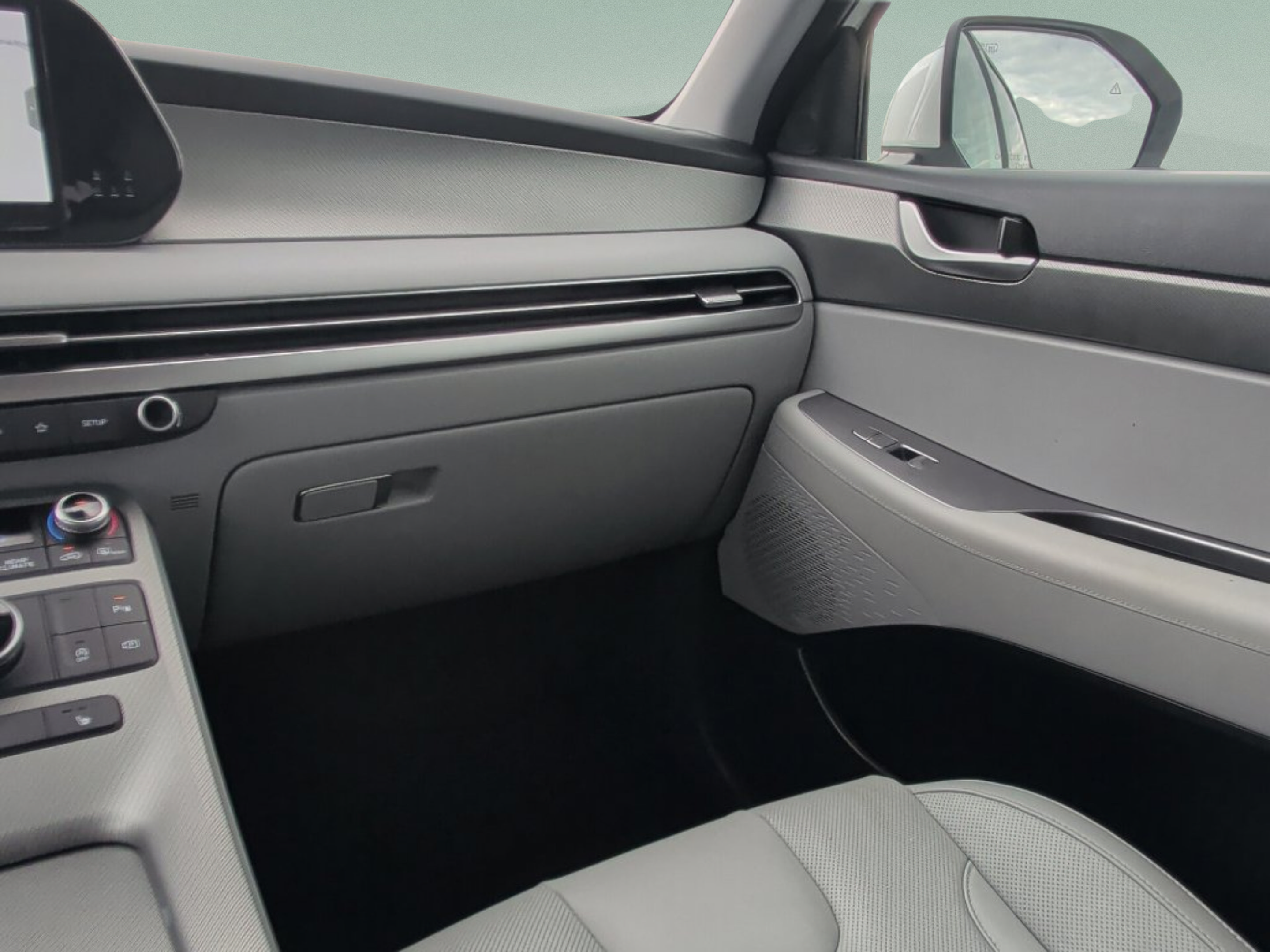 Used 2024 Hyundai Palisade SEL FWD image 35
