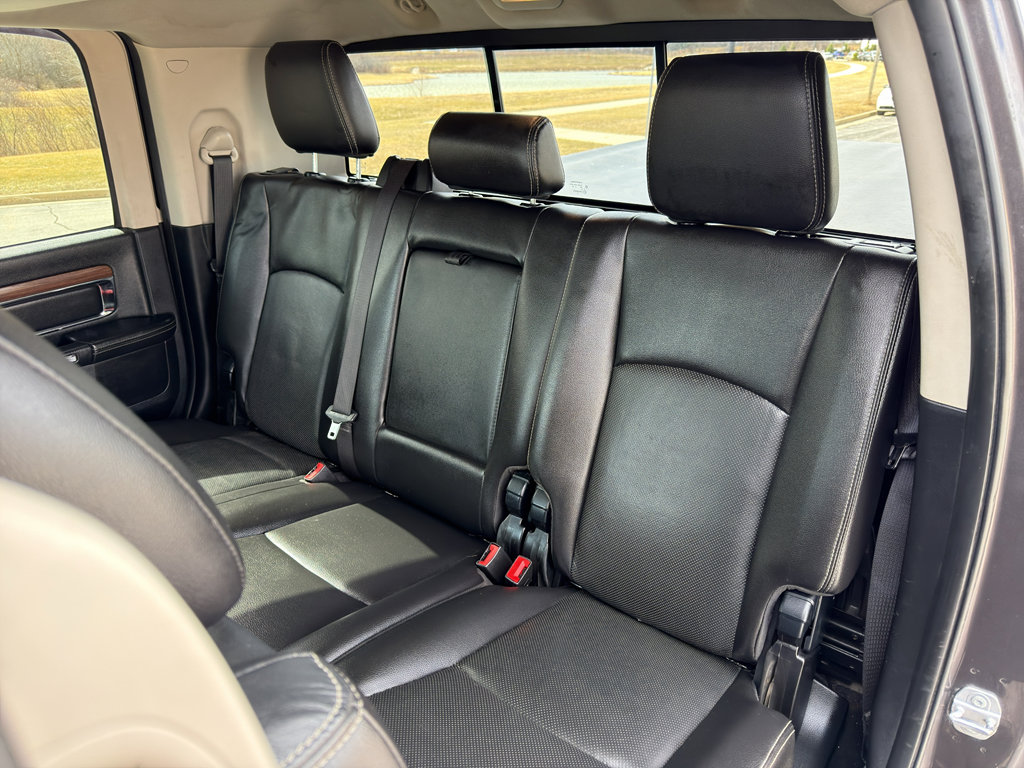 Used 2015 RAM 3500 Laramie image 40