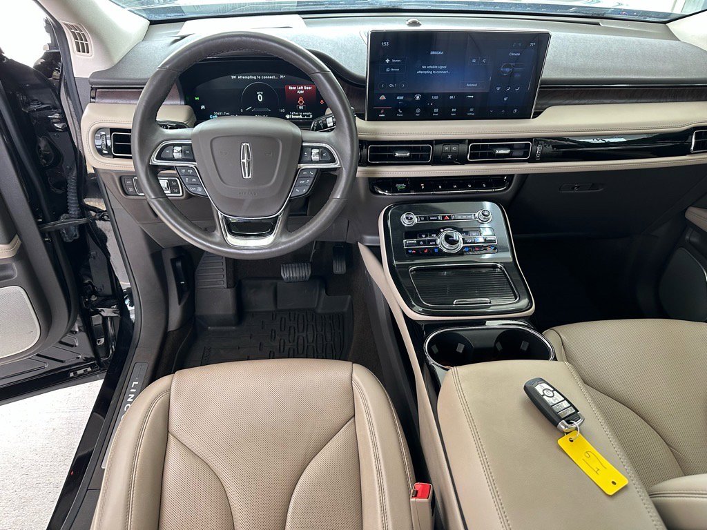 Used 2022 Lincoln Nautilus Reserve w/ Equipment Group 202A image 31