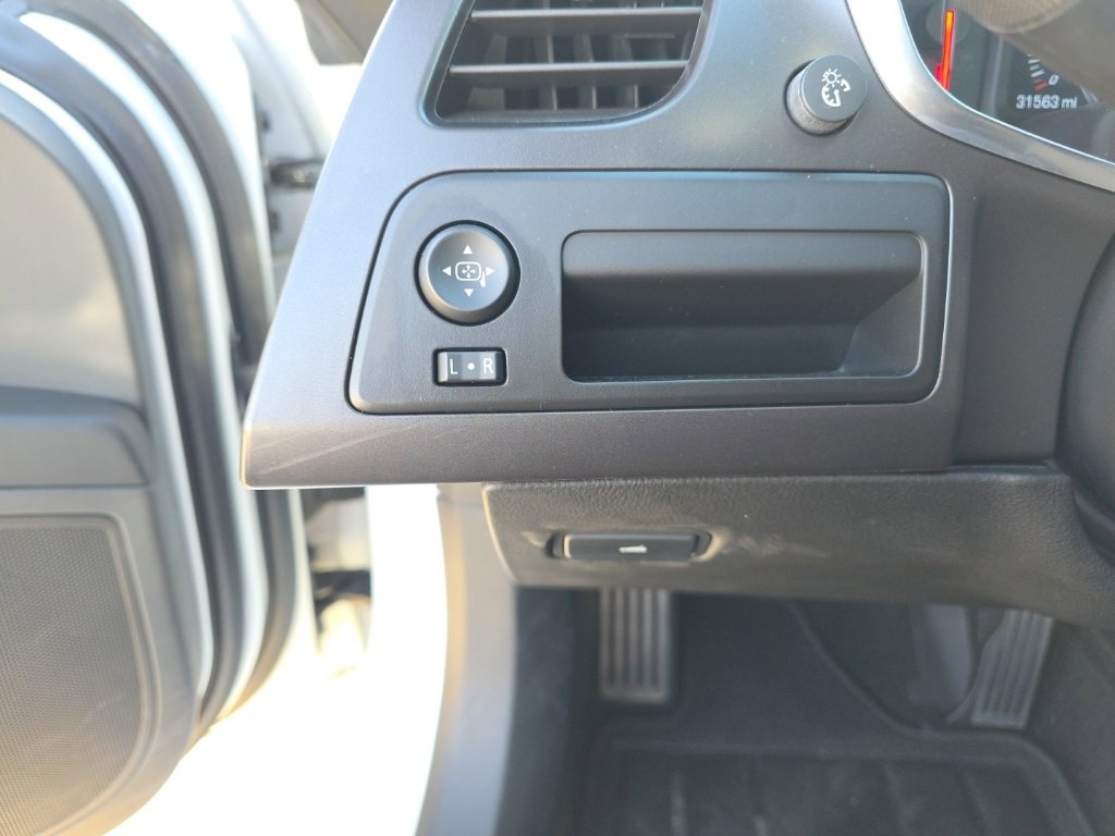 Used 2019 Chevrolet Corvette Stingray Coupe w/ Carbon Flash Badge Package image 13