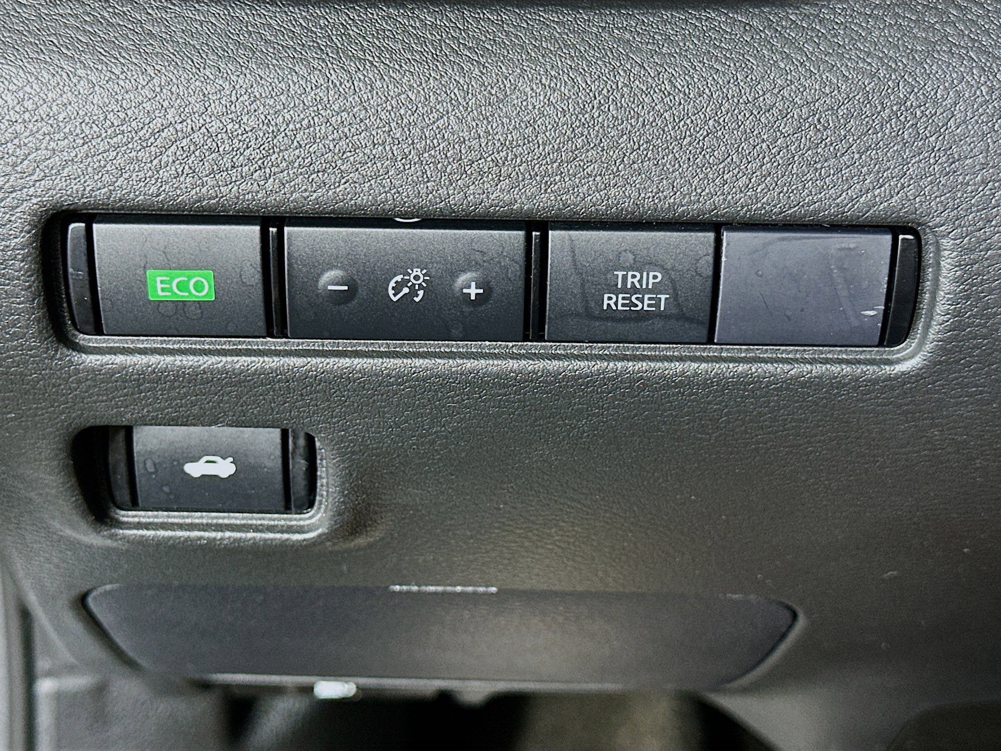 Used 2024 Nissan Sentra SV image 17