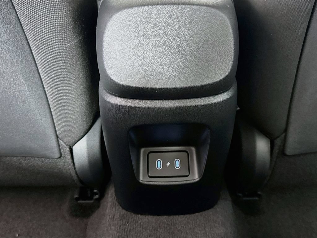 New 2026 Hyundai Elantra SE FWD image 25