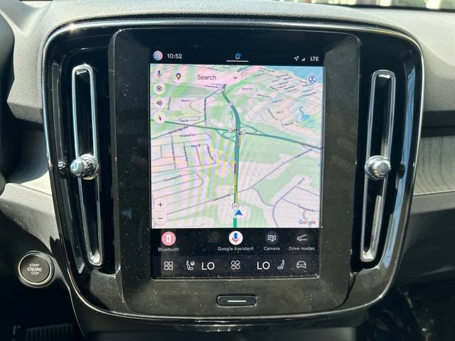 Certified 2025 Volvo XC40 B5 Plus AWD/4WD image 26
