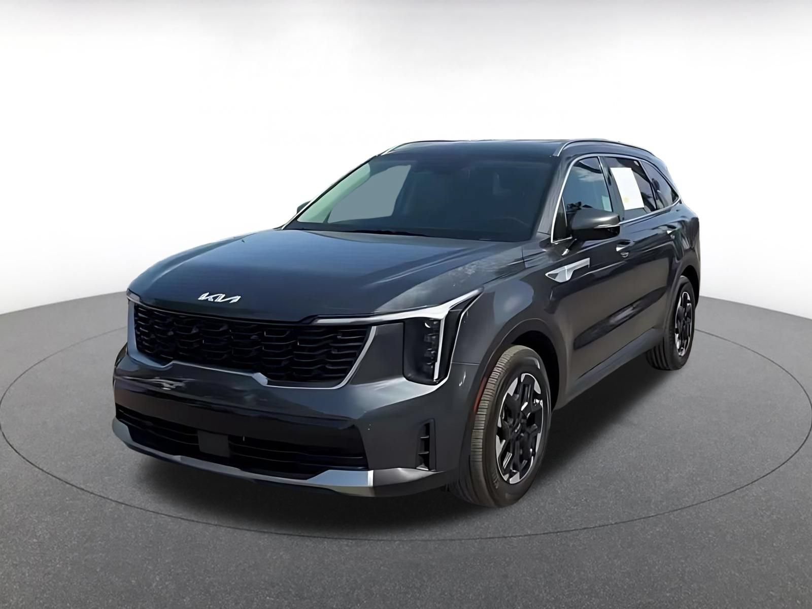Used 2024 Kia Sorento S FWD image 5