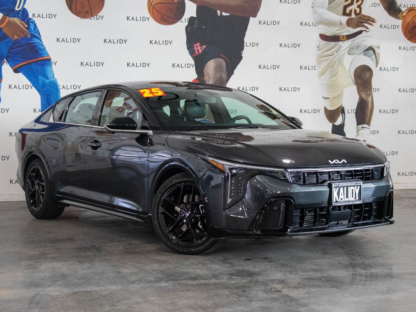 Used 2025 Kia K4 GT-Line Turbo image 2