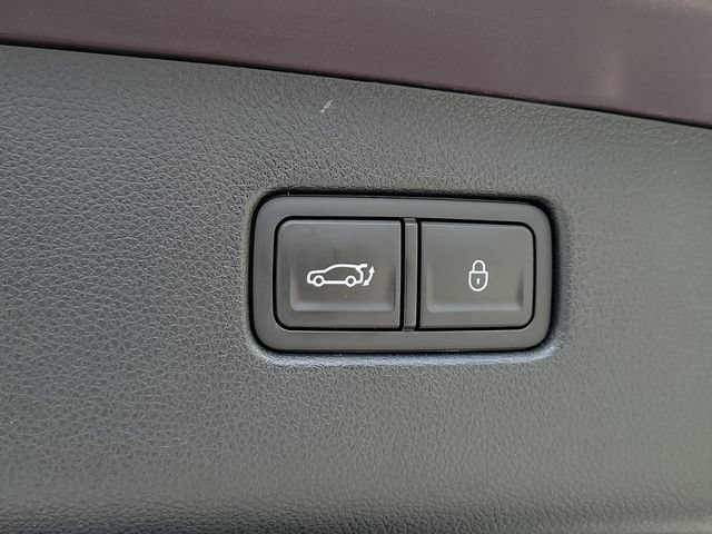 Used 2023 Genesis GV70 2.5T w/ Sport Prestige Package AWD/4WD image 12