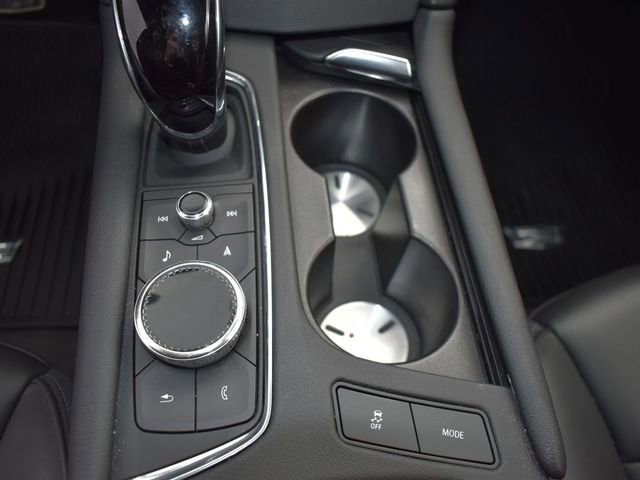 Used 2023 Cadillac XT6 Sport w/ LPO, ONYX Package image 20