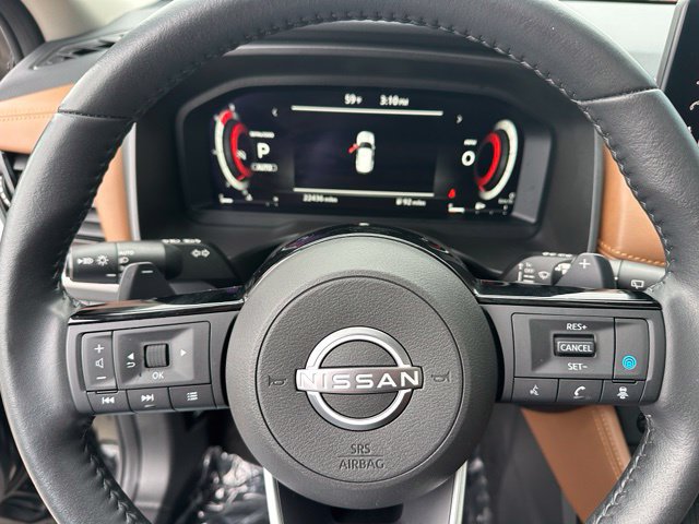 Used 2024 Nissan Rogue Platinum w/ Platinum Premium Package AWD/4WD image 36