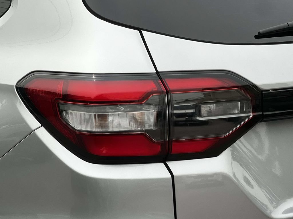 Used 2023 Honda Pilot Elite image 10