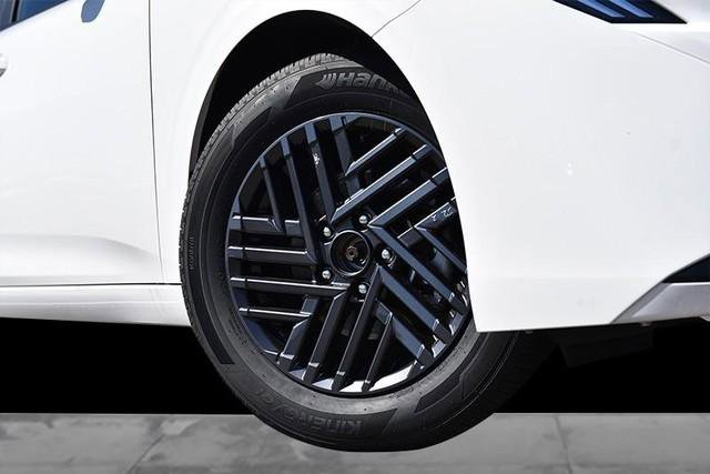 New 2026 Nissan Sentra SV image 3