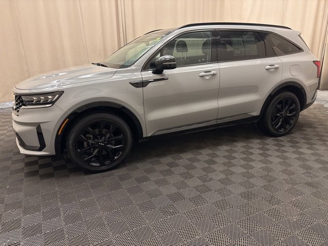 Certified 2023 Kia Sorento SX image 11