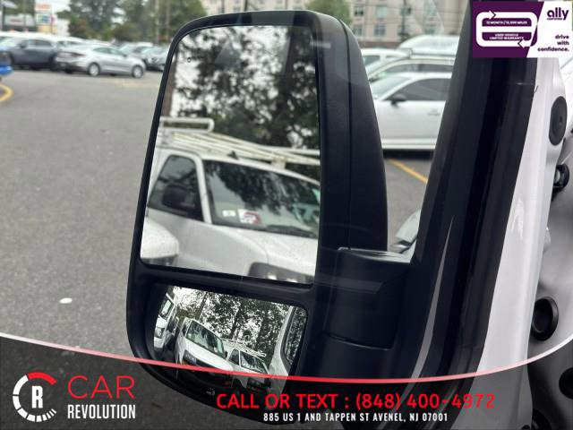Used 2023 Ford Transit 250 Low Roof RWD image 40