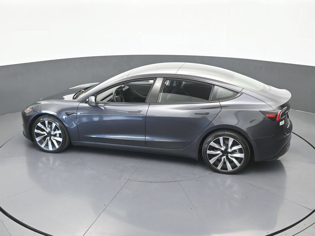 Used 2025 Tesla Model 3 Long Range RWD image 16