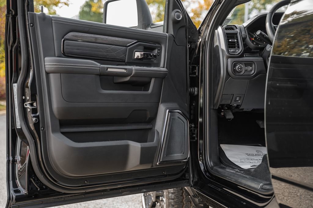 New 2026 RAM 2500 Limited image 42