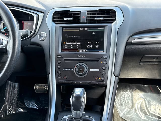 Used 2016 Ford Fusion Energi Titanium FWD image 10