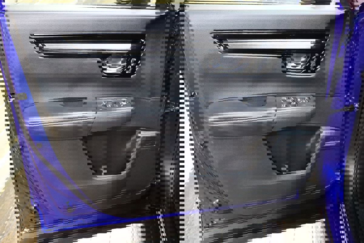 Used 2025 Honda CR-V EX-L image 27