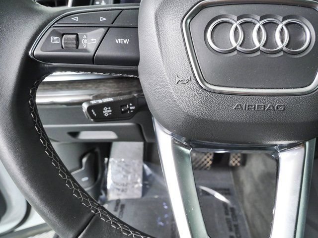 Used 2024 Audi Q8 Prestige AWD/4WD image 10
