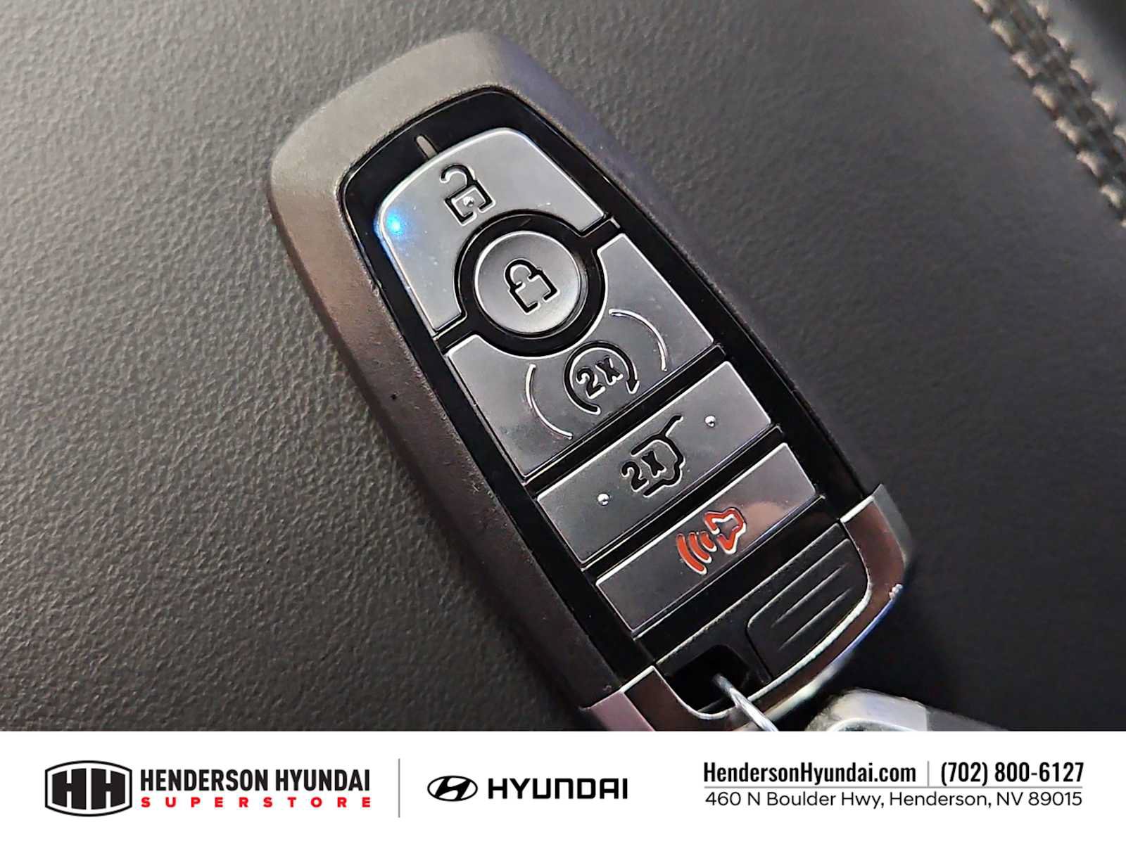Used 2023 Ford Explorer XLT w/ Equipment Group 202A RWD image 35