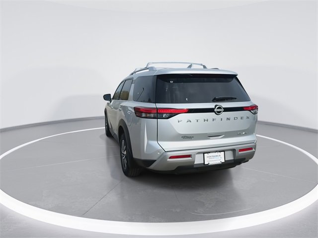 New 2025 Nissan Pathfinder SL image 7
