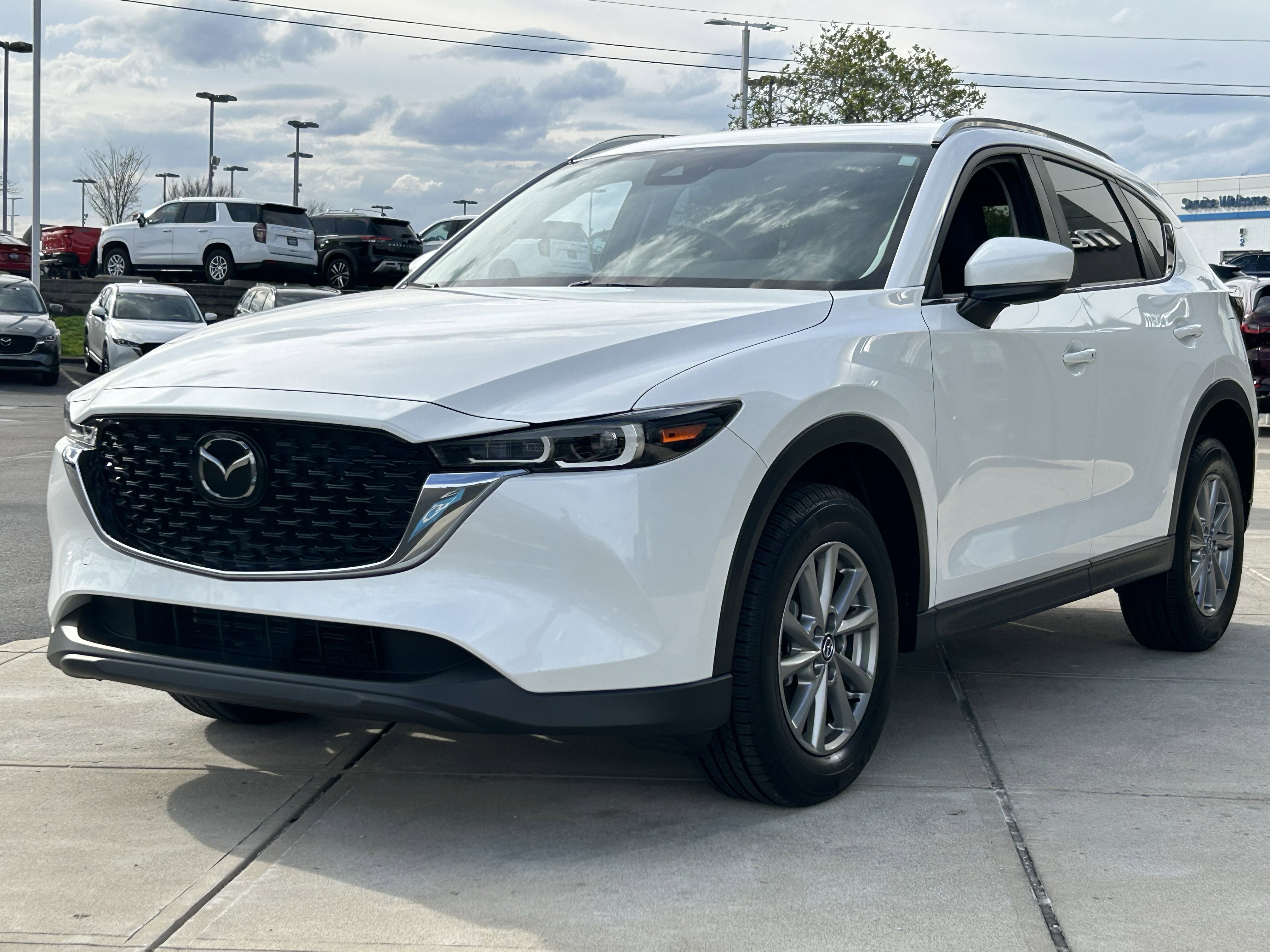 Used 2022 MAZDA CX-5 AWD 2.5 S w/ Preferred Package image 3