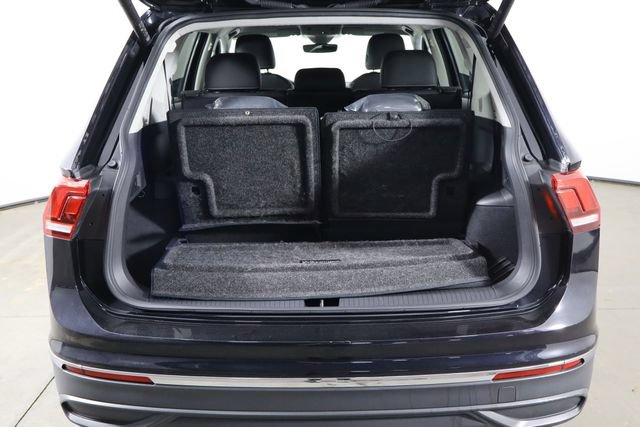 Used 2023 Volkswagen Tiguan SE FWD image 18