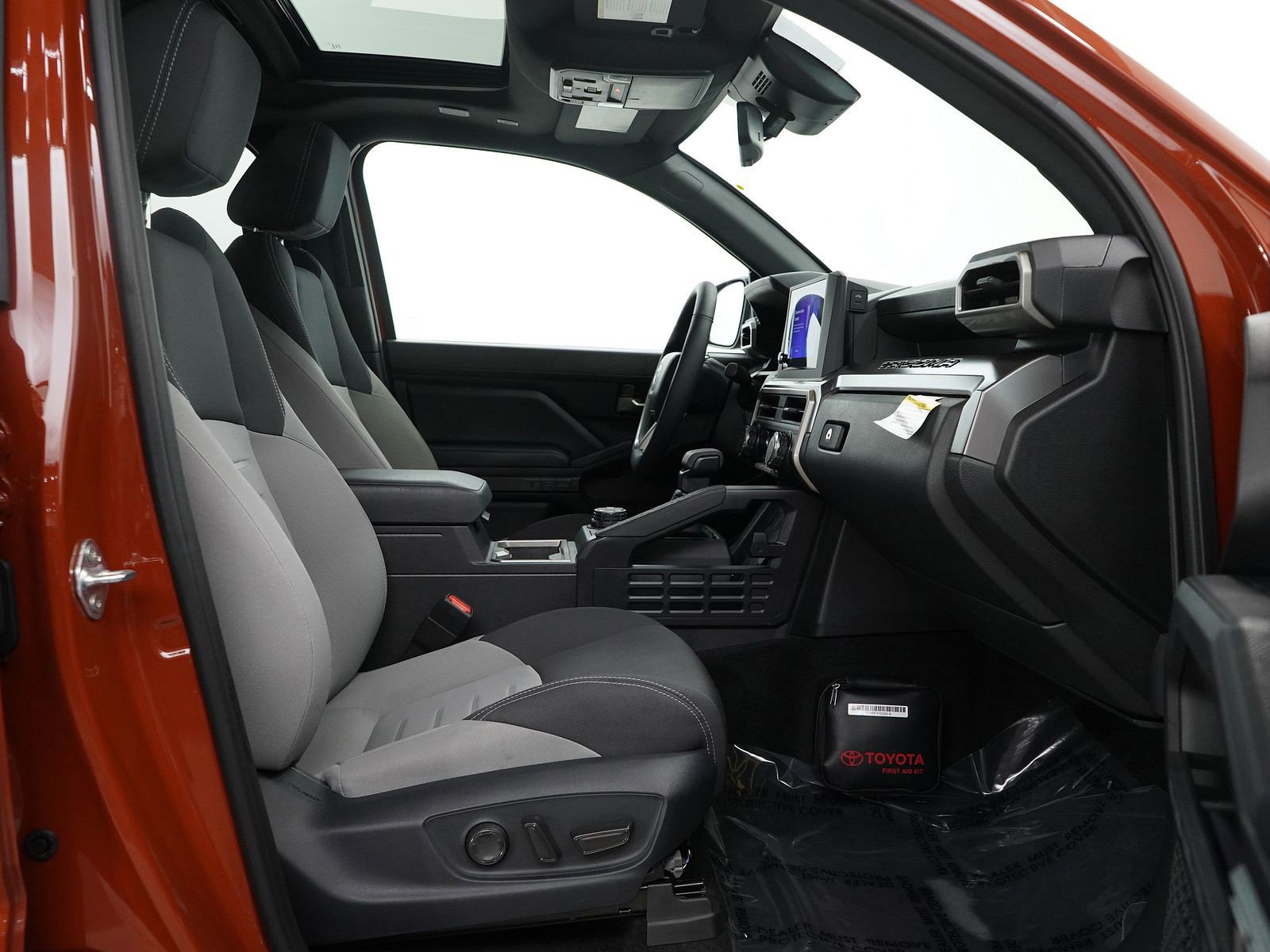 Used 2025 Toyota Tacoma TRD Off-Road image 12