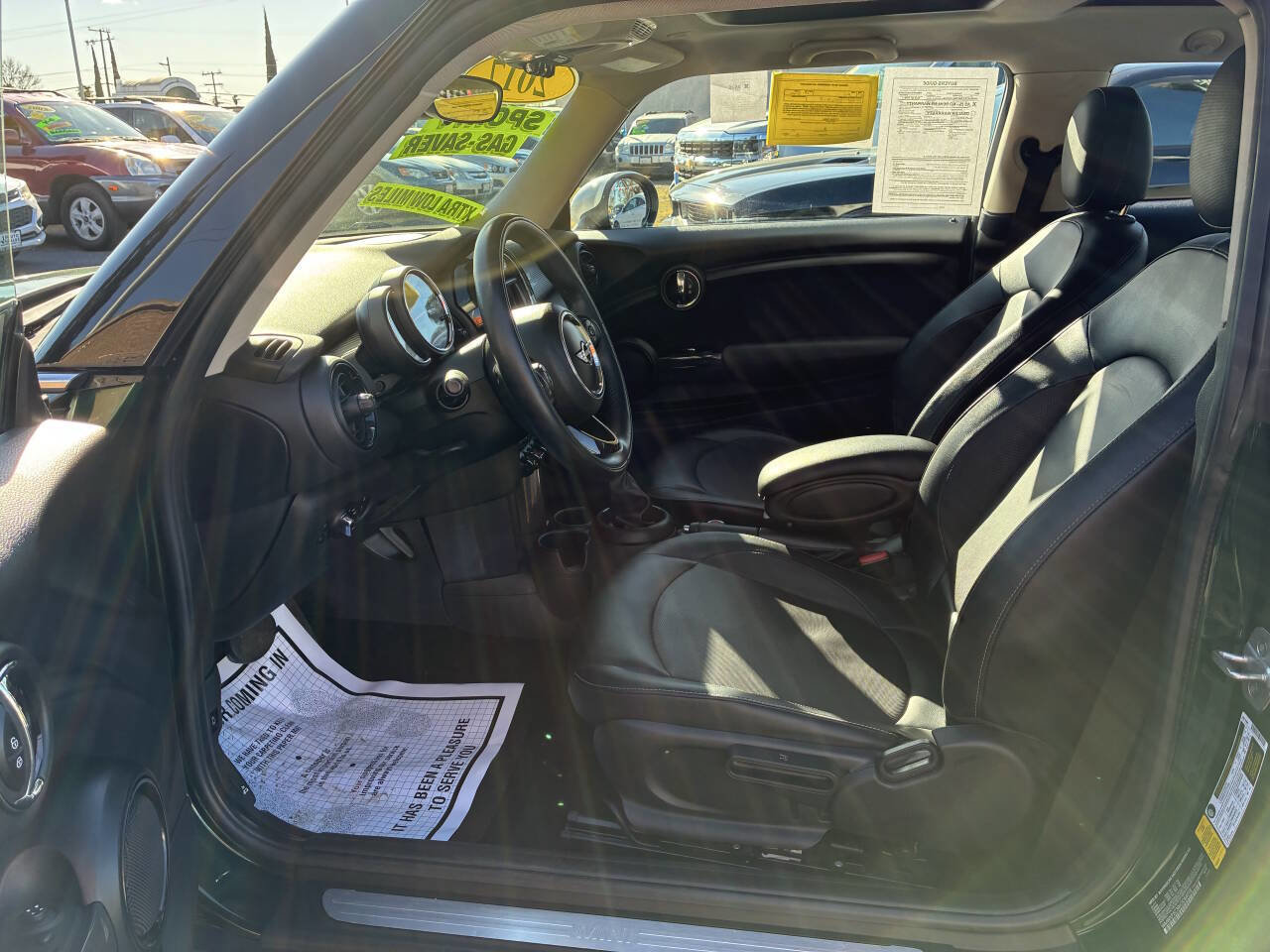 Used 2017 MINI Cooper 2-Door Hardtop image 3