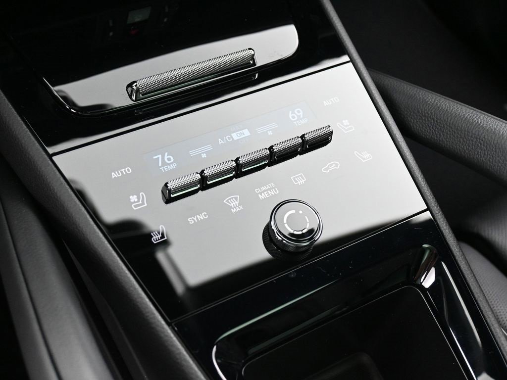 New 2026 Porsche Cayenne S image 22