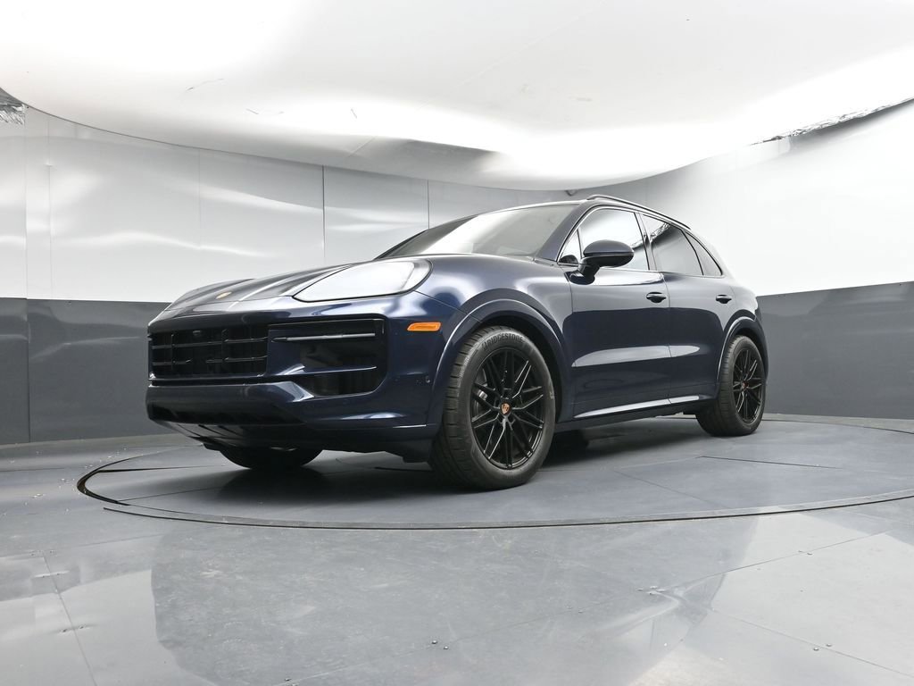 Certified 2026 Porsche Cayenne GTS image 32