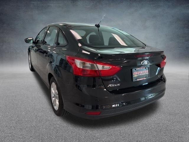 Used 2014 Ford Focus SE FWD image 9