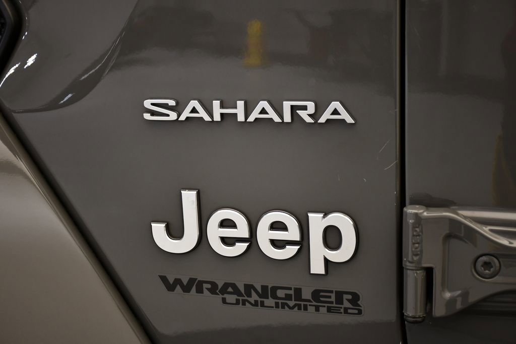 Used 2021 Jeep Wrangler Unlimited Sahara image 9