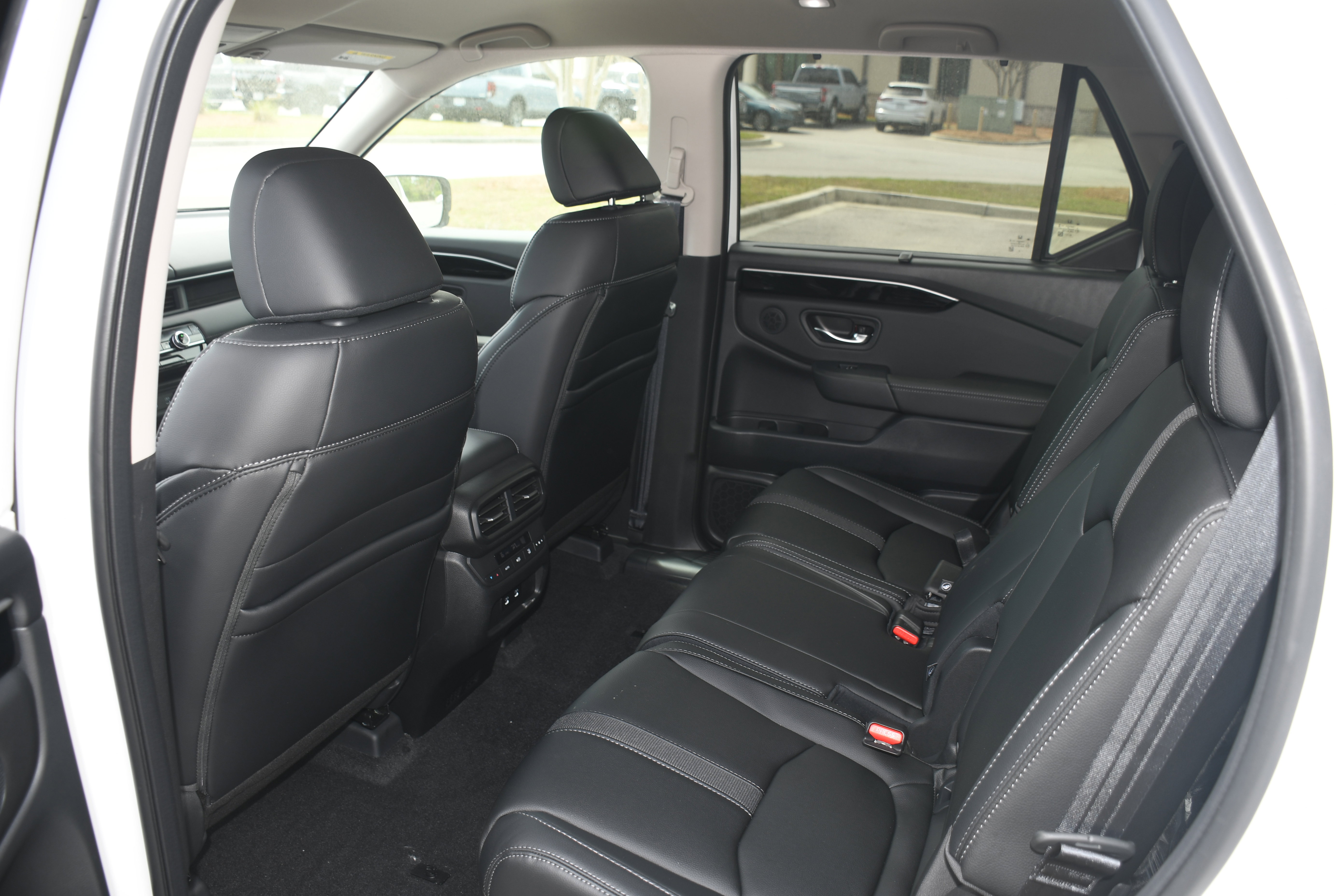 New 2026 Honda Pilot EX-L image 8