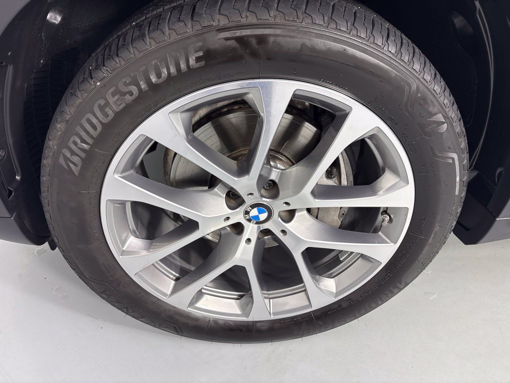 Used 2024 BMW X5 xDrive40i w/ Premium Package AWD/4WD image 10