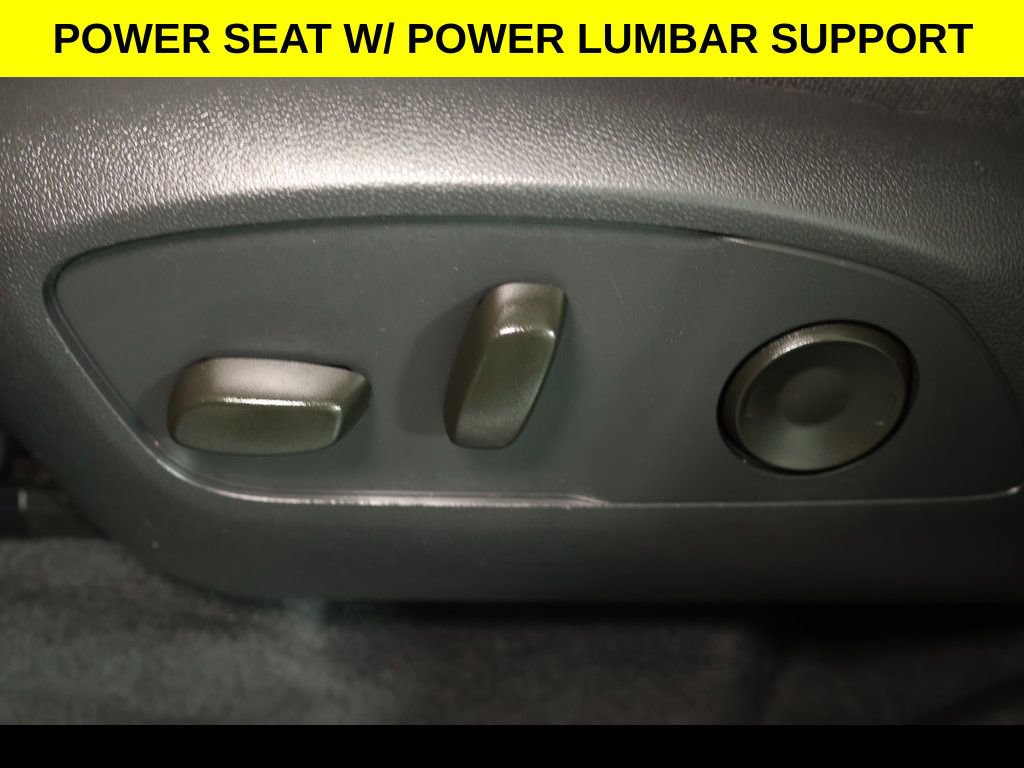 Used 2025 GMC Acadia Elevation image 5