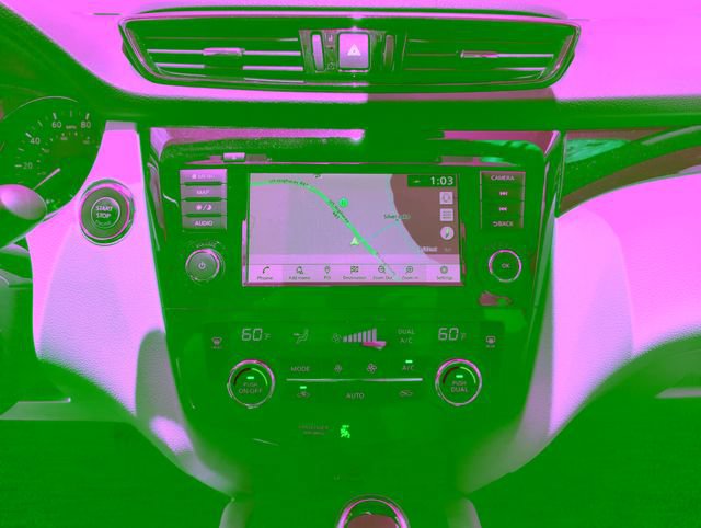 Certified 2021 Nissan Rogue Sport SL w/ Premium Package FWD image 33