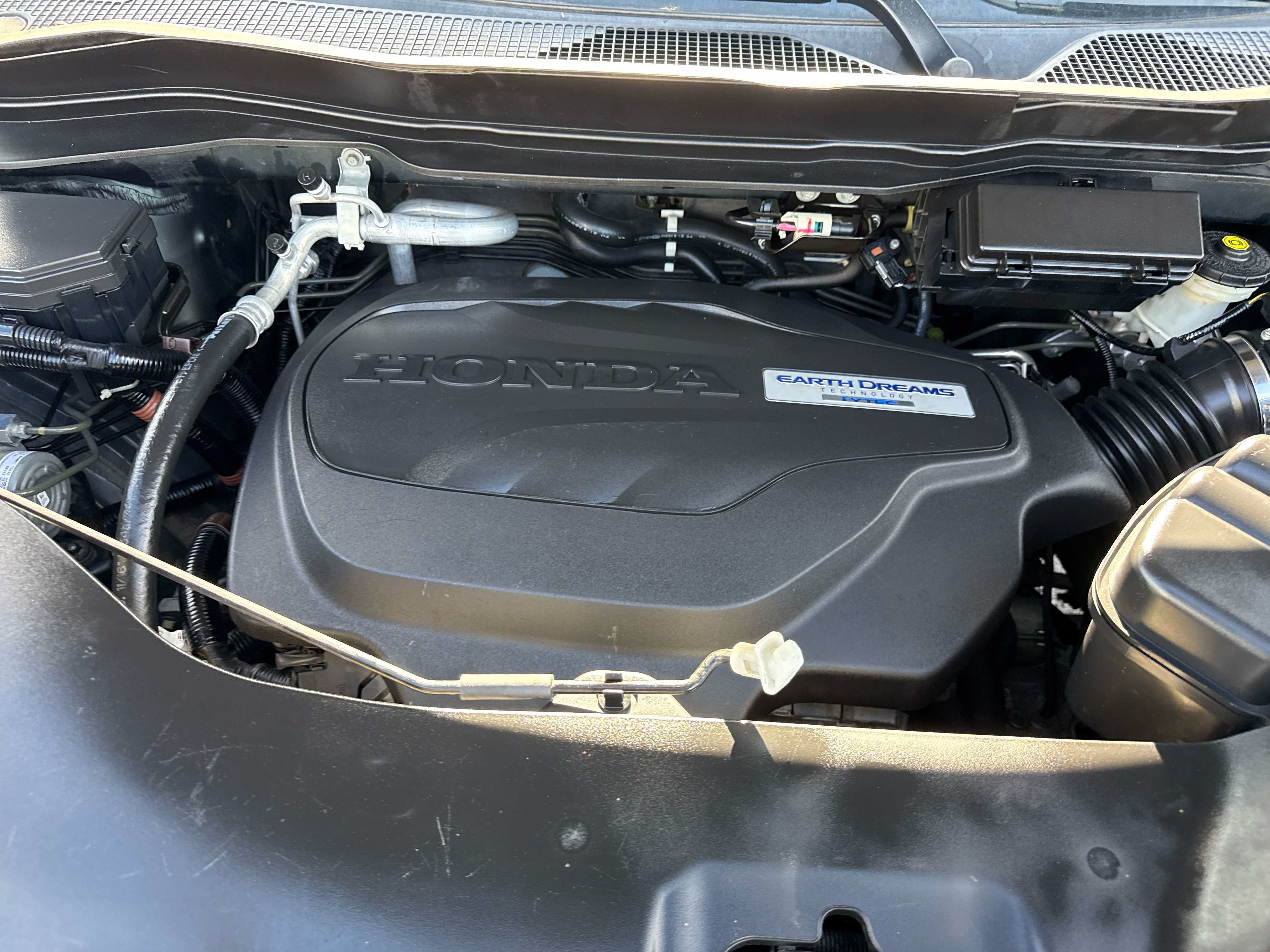 Used 2016 Honda Pilot Touring image 9