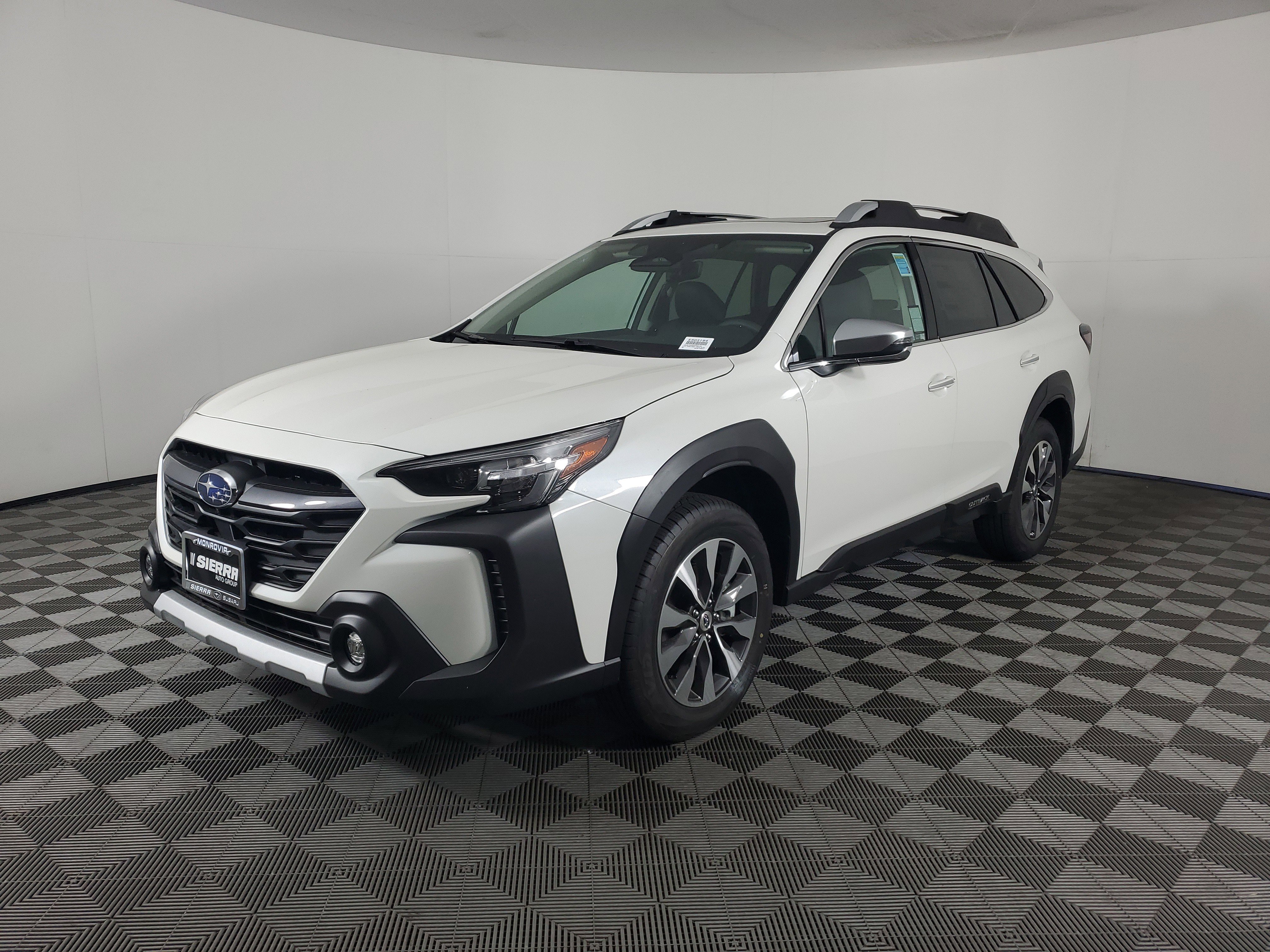 New 2025 Subaru Outback Touring XT image 8