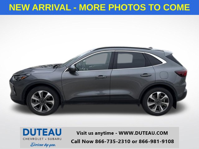 Used 2023 Ford Escape Platinum w/ Premium Technology Package AWD/4WD image 1