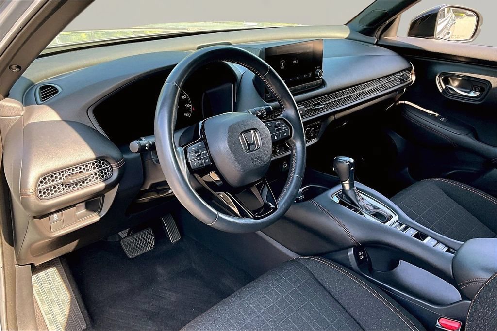 Used 2024 Honda HR-V Sport image 14