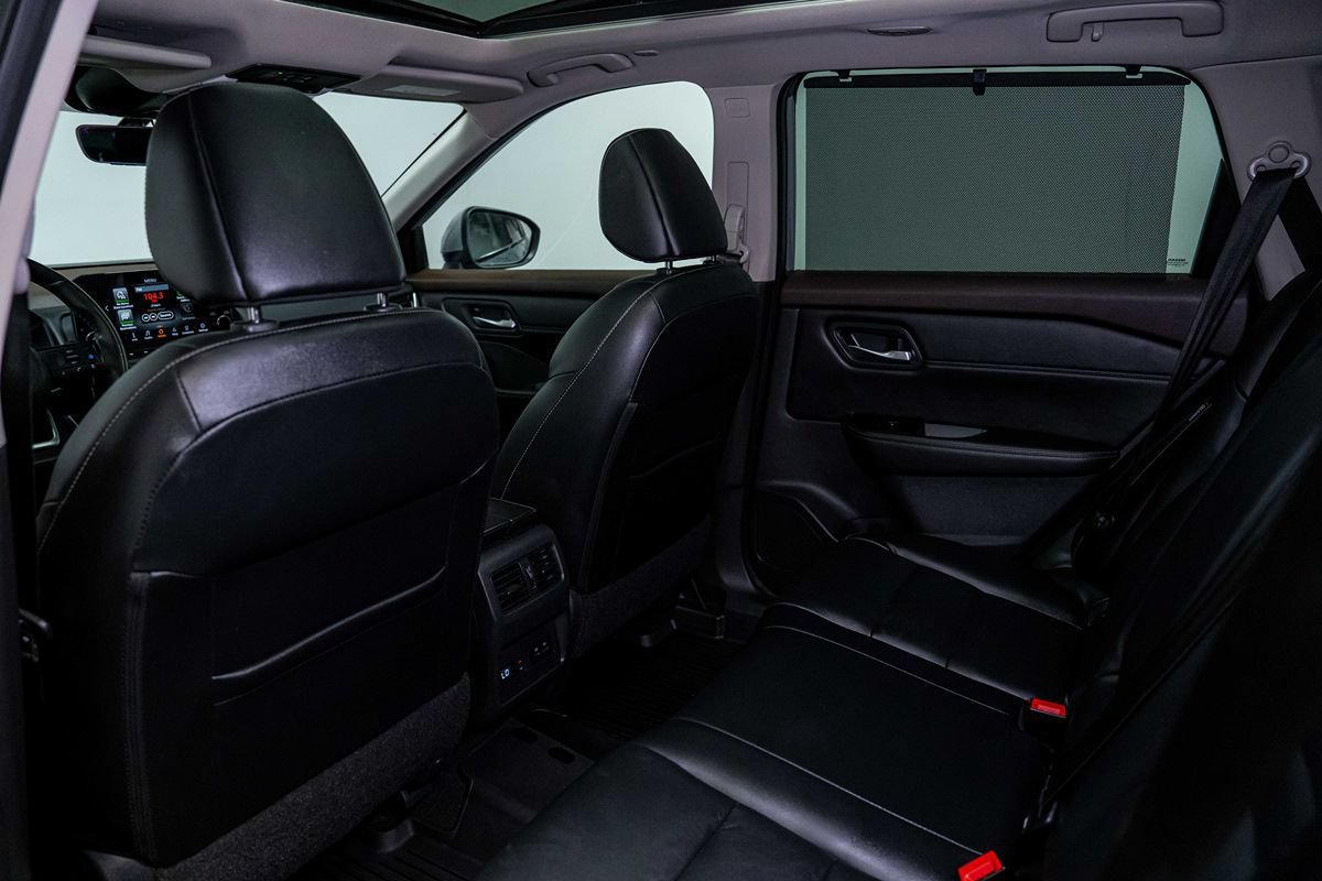 Used 2022 Nissan Rogue SL w/ SL Premium Package FWD image 14