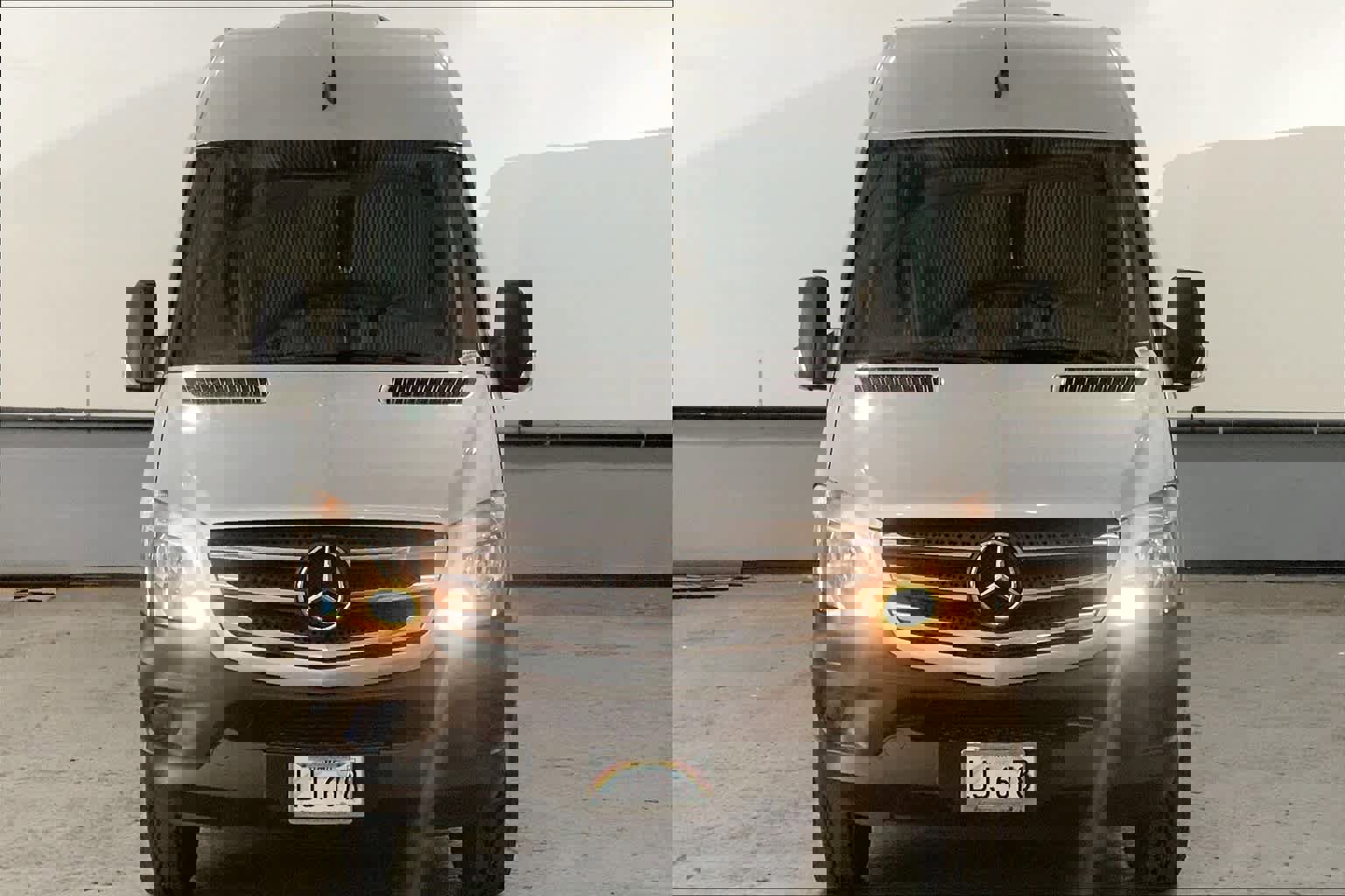 Used 2017 Mercedes-Benz Sprinter 2500 image 2