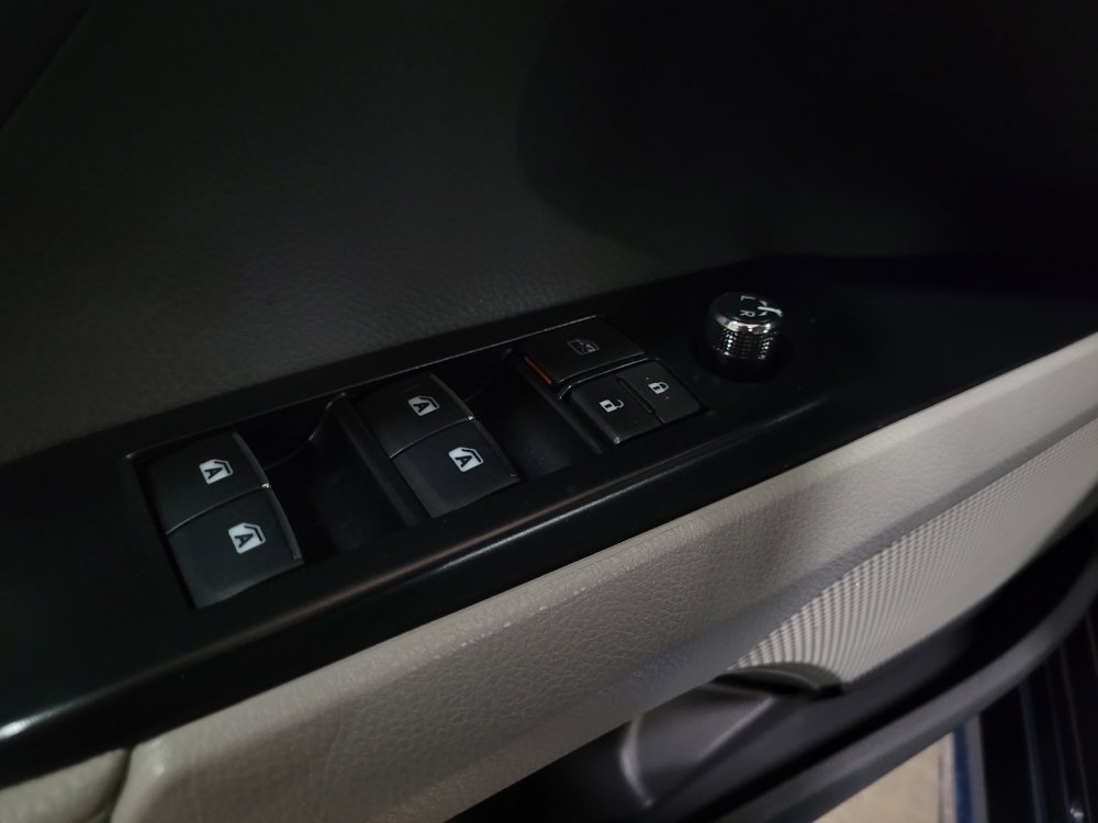 Used 2018 Toyota Camry XSE w/ Audio Package FWD image 27