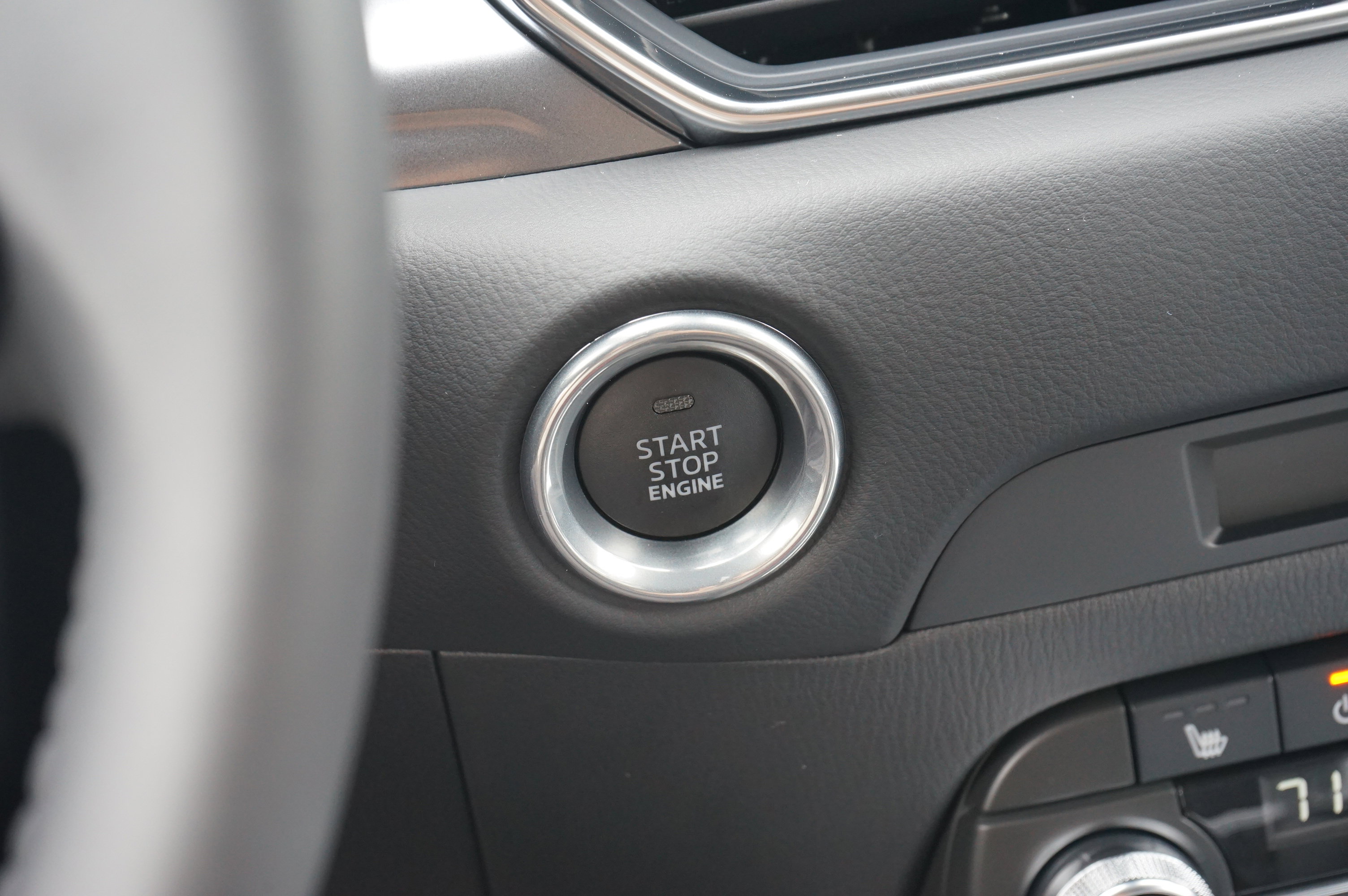 New 2025 MAZDA CX-5 AWD 2.5 S w/ Select Package image 17