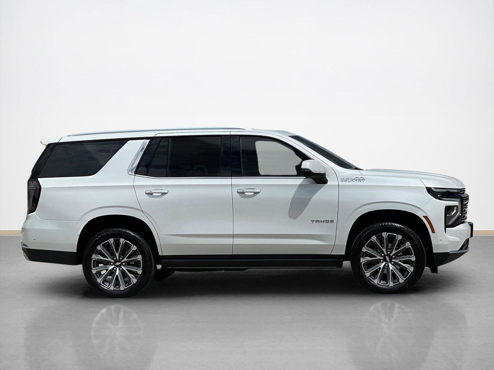 Used 2025 Chevrolet Tahoe High Country image 9