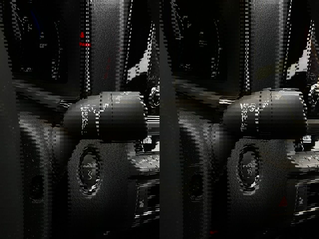 Used 2025 Toyota Camry SE image 35