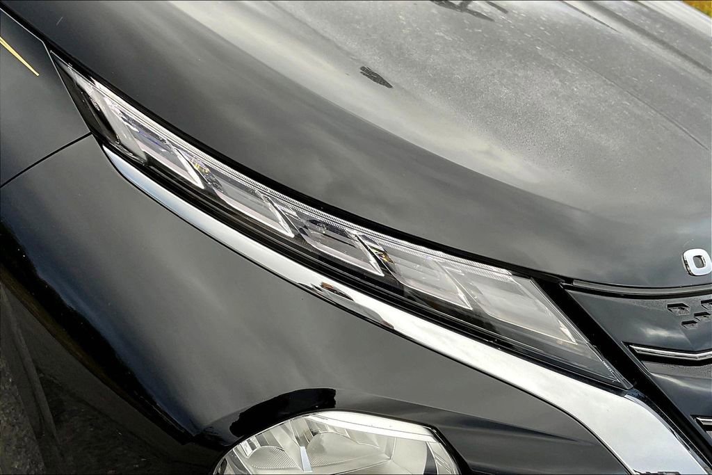 Used 2023 Mitsubishi Outlander SE image 26